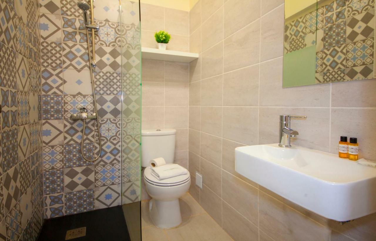 Apartemen 100 m² dengan 3 kamar tidur dan 2 kamar mandi pribadi di Pusat Kota Lagos Bagian luar foto