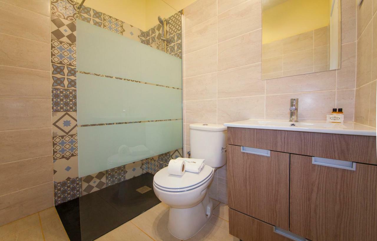 Apartemen 100 m² dengan 3 kamar tidur dan 2 kamar mandi pribadi di Pusat Kota Lagos Bagian luar foto